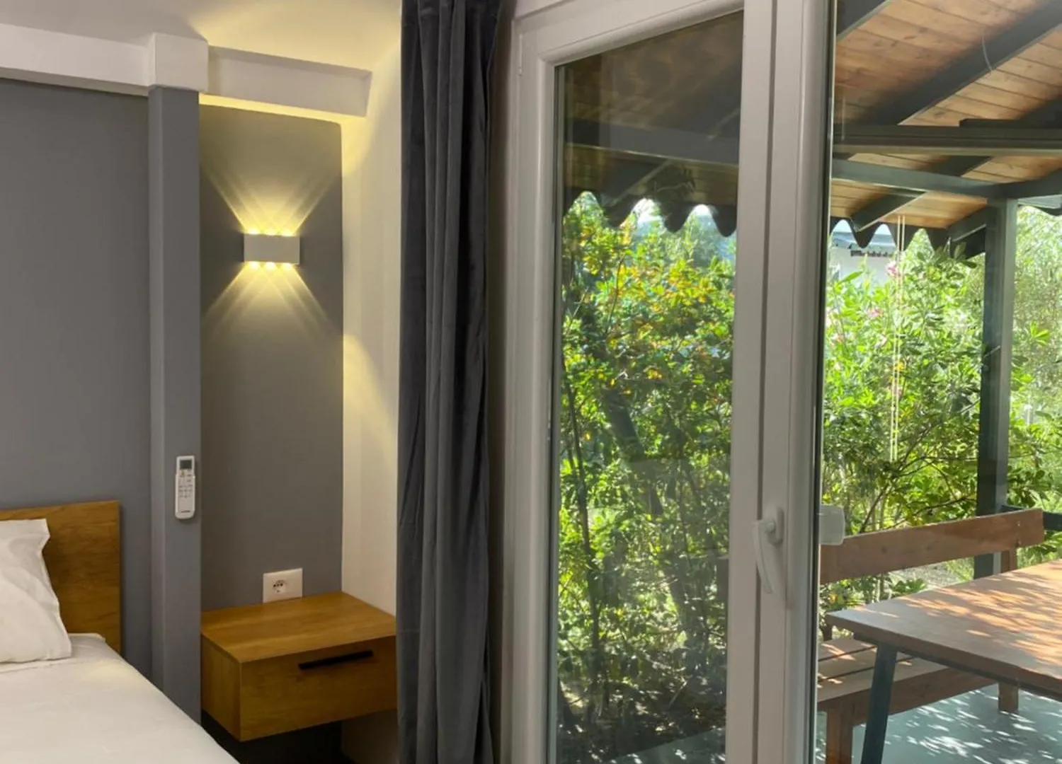 Garden Beach House Hamallaj 0*,  Albanien